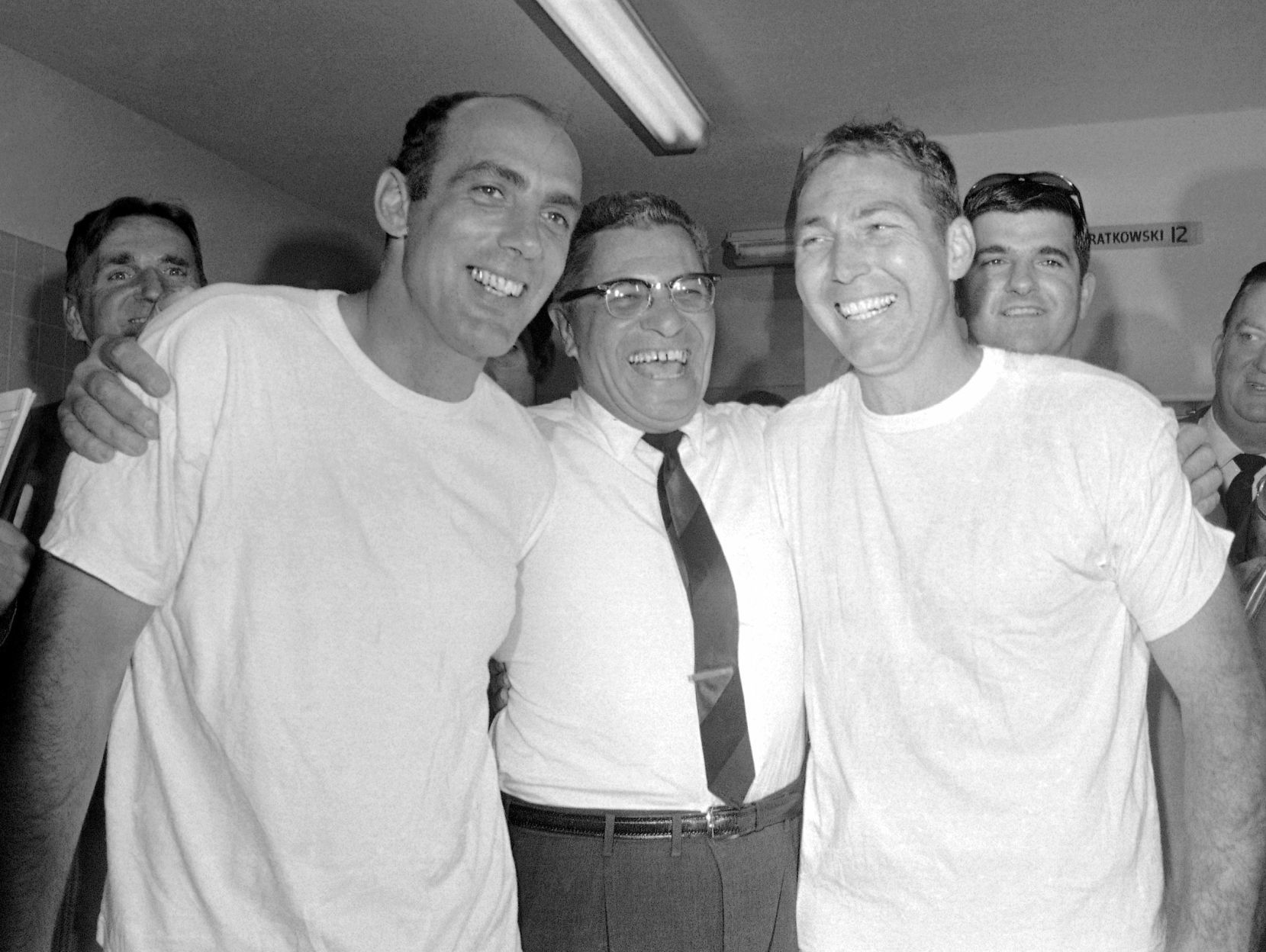 Obit Starr Football